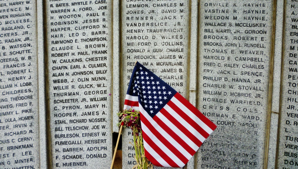 Houston Heights World War Two Memorial: Heartfelt Tribute