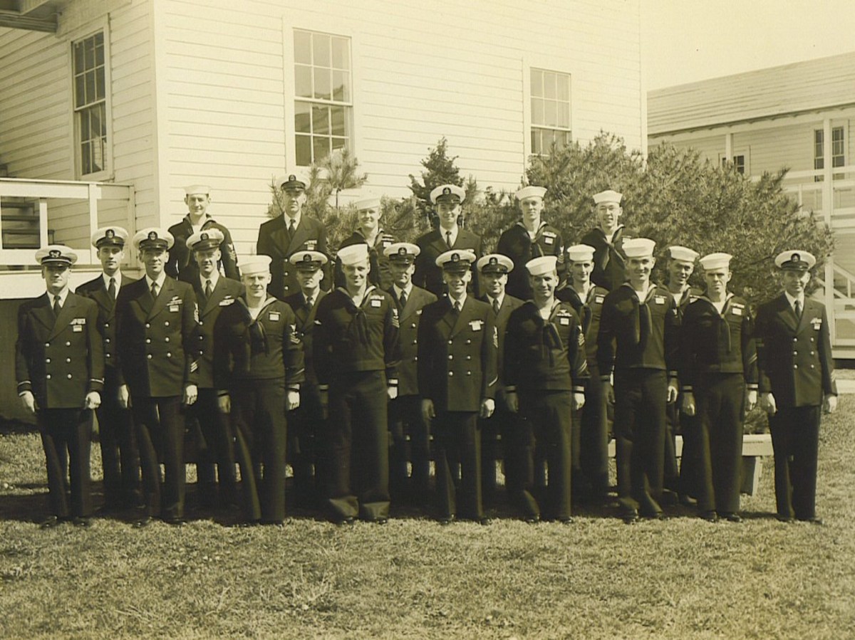 Dad on the far right of the photo at Officer Candidate School.