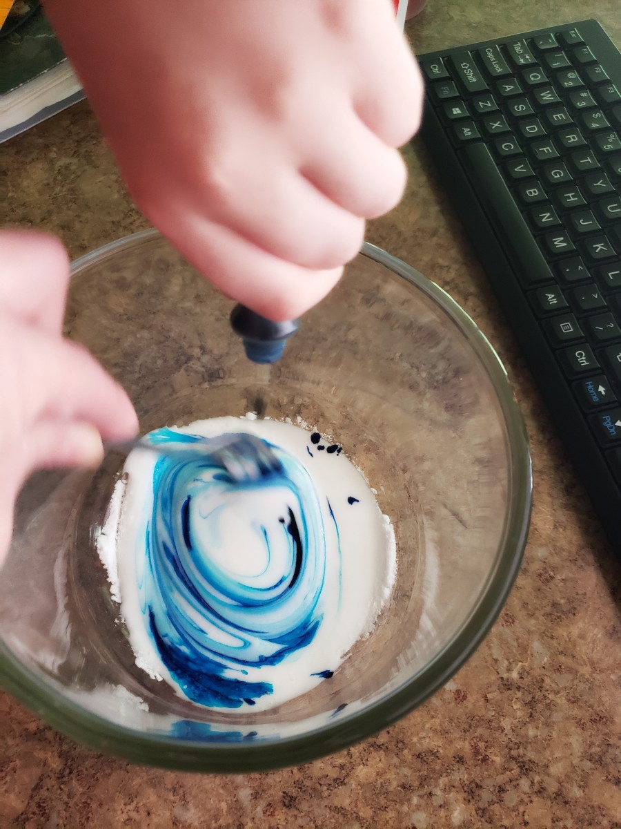 Add in 5 drops of food coloring and mix well.