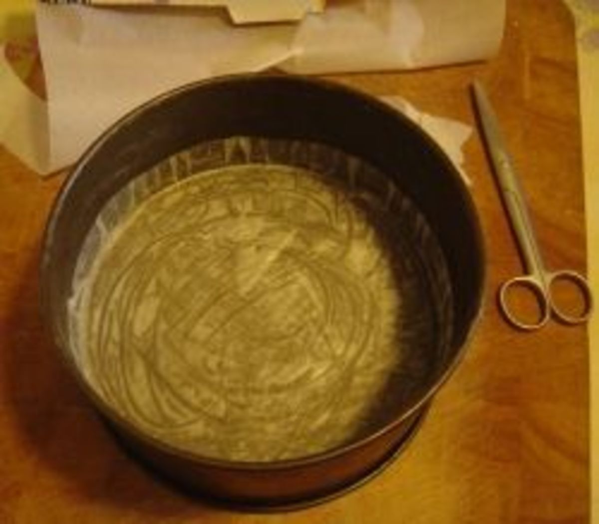 Lining Cake Tins for Fruit Cakes – Food and Tools