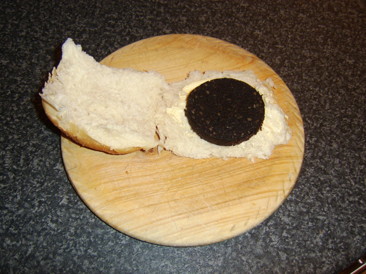 A roll and black pudding.