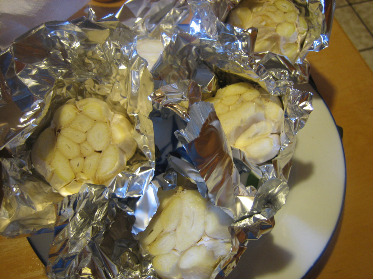 Garlic in foil for roasting