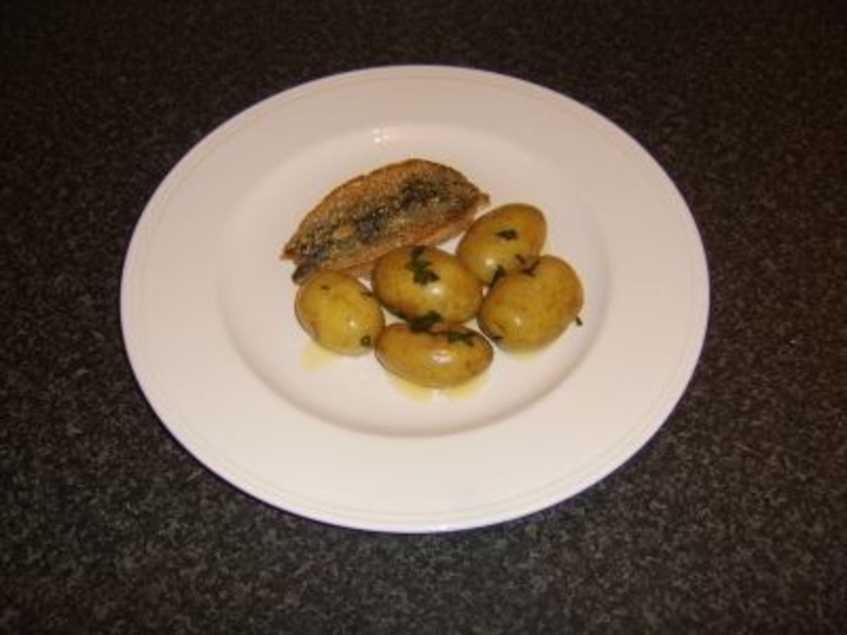 Pan Fried Mackerel in Oatmeal with Minted New Potatoes