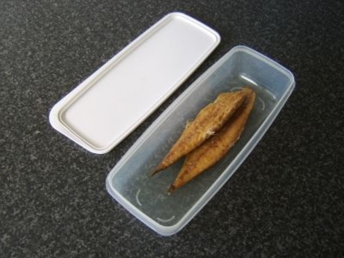 Smoked Mackerel is Stored in a Plastic Dish