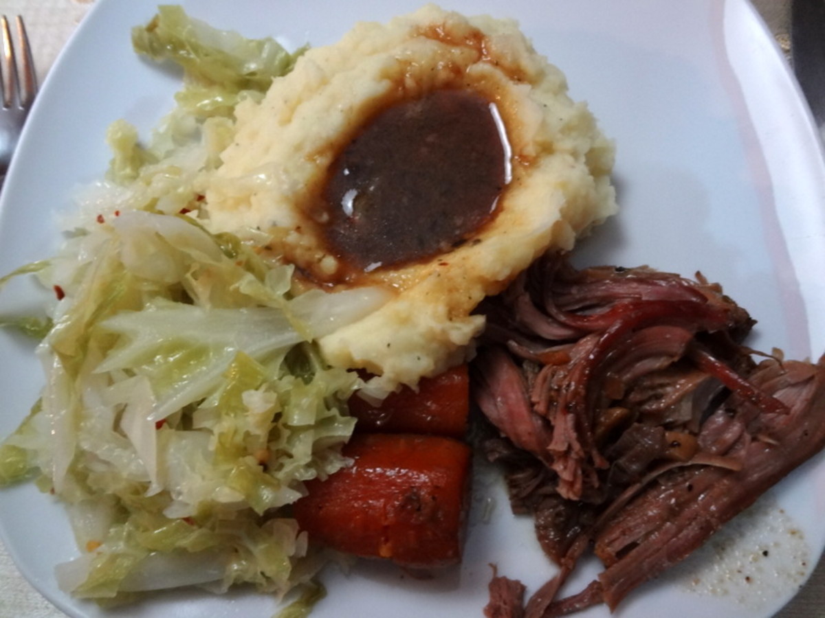 Beef Pot Roast with Mashed Potatoes, Carrots & Cabbage