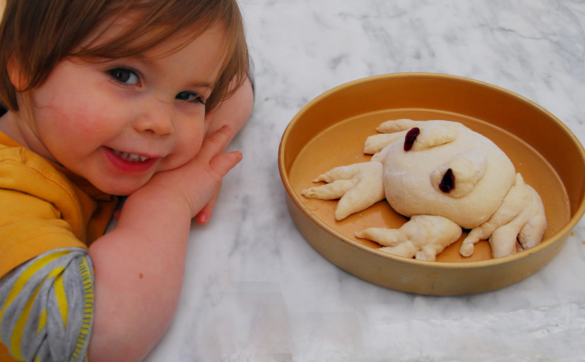 How to Bake Edible Bread Frogs With Bread Mix Delishably