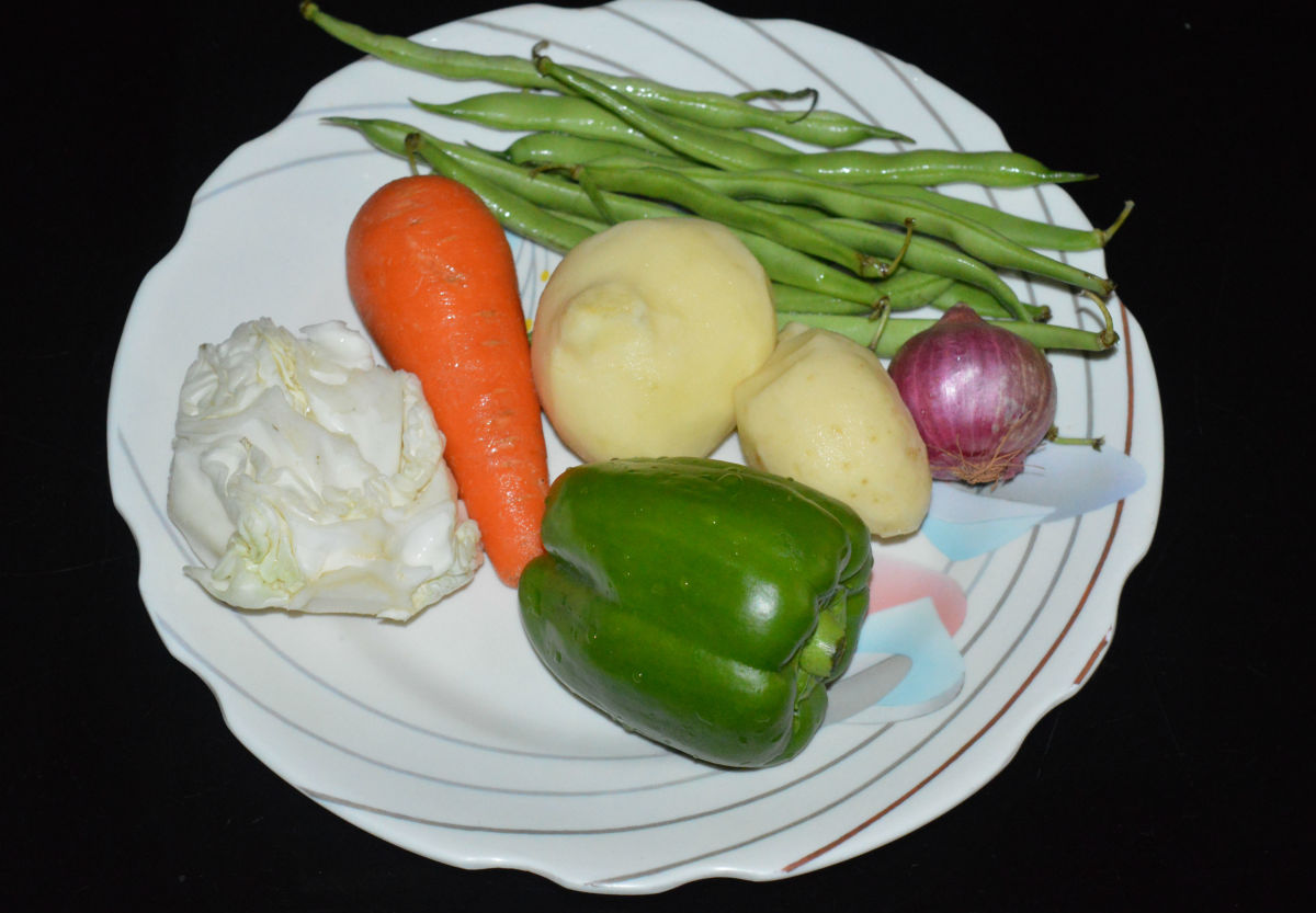 Step one: Prepare all of the vegetables ready for making vegetable bonda