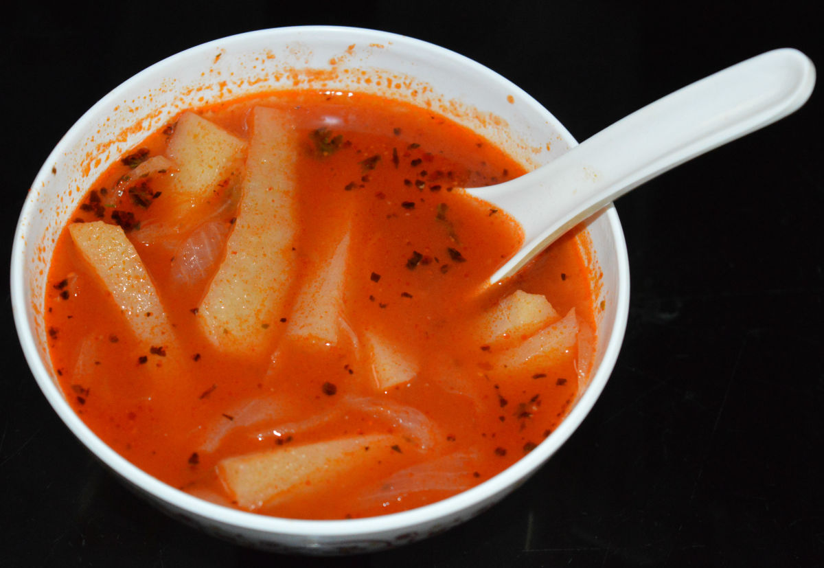 Thia warm, filling soup is perfect for the winter. 