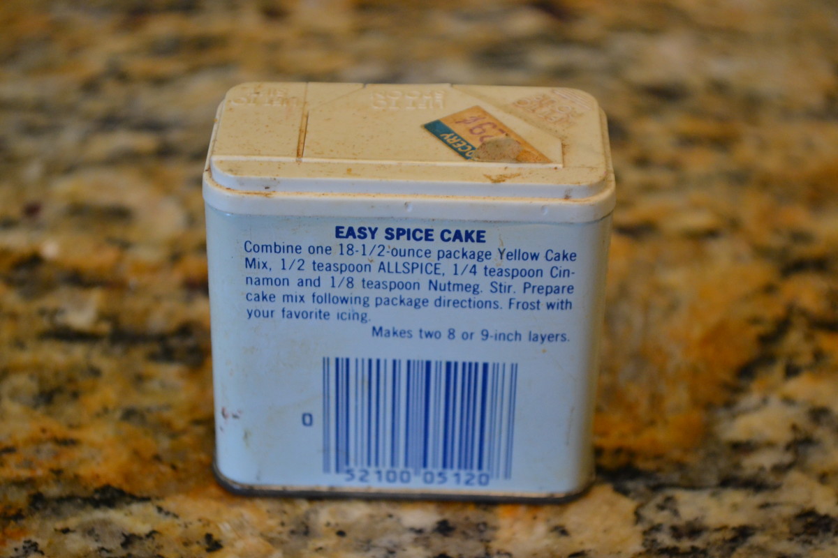 My old allspice tin with the original recipe from McCormick Spice Co. This little tin dates to around 1985 or 1986. It does have a barcode, so it's not exactly ancient.