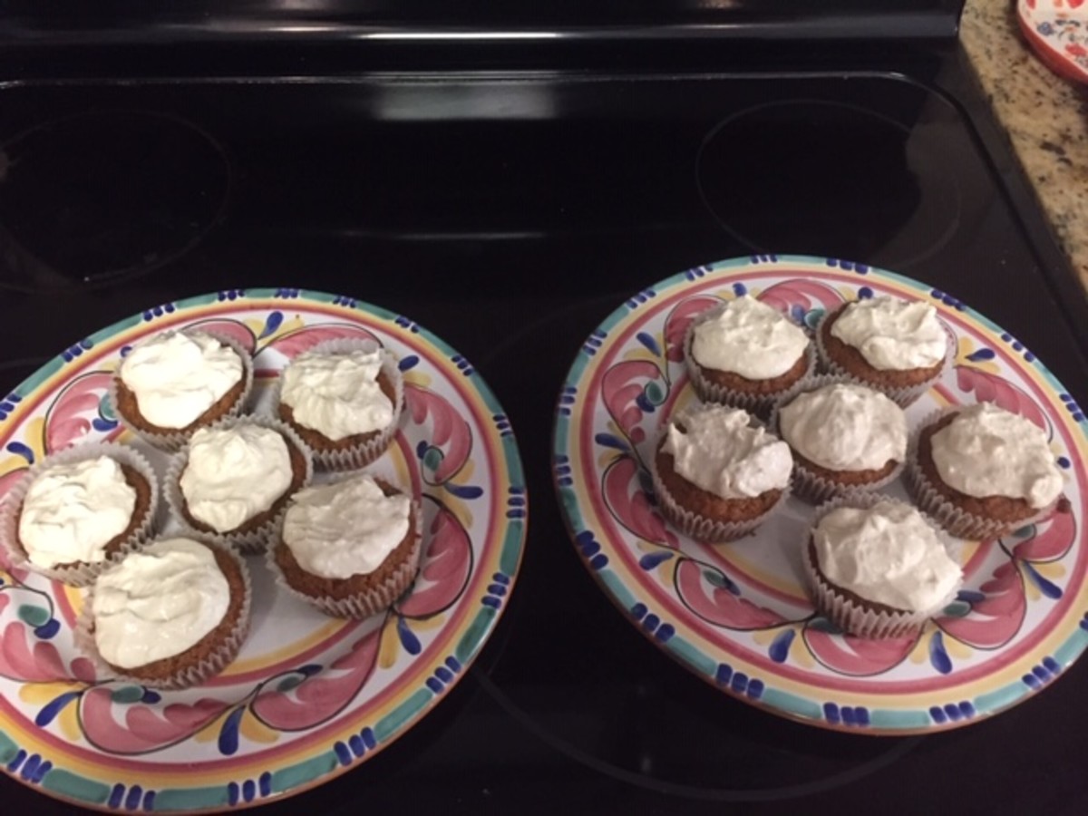 theyre-almost-healthy-maple-carrot-cupcakes
