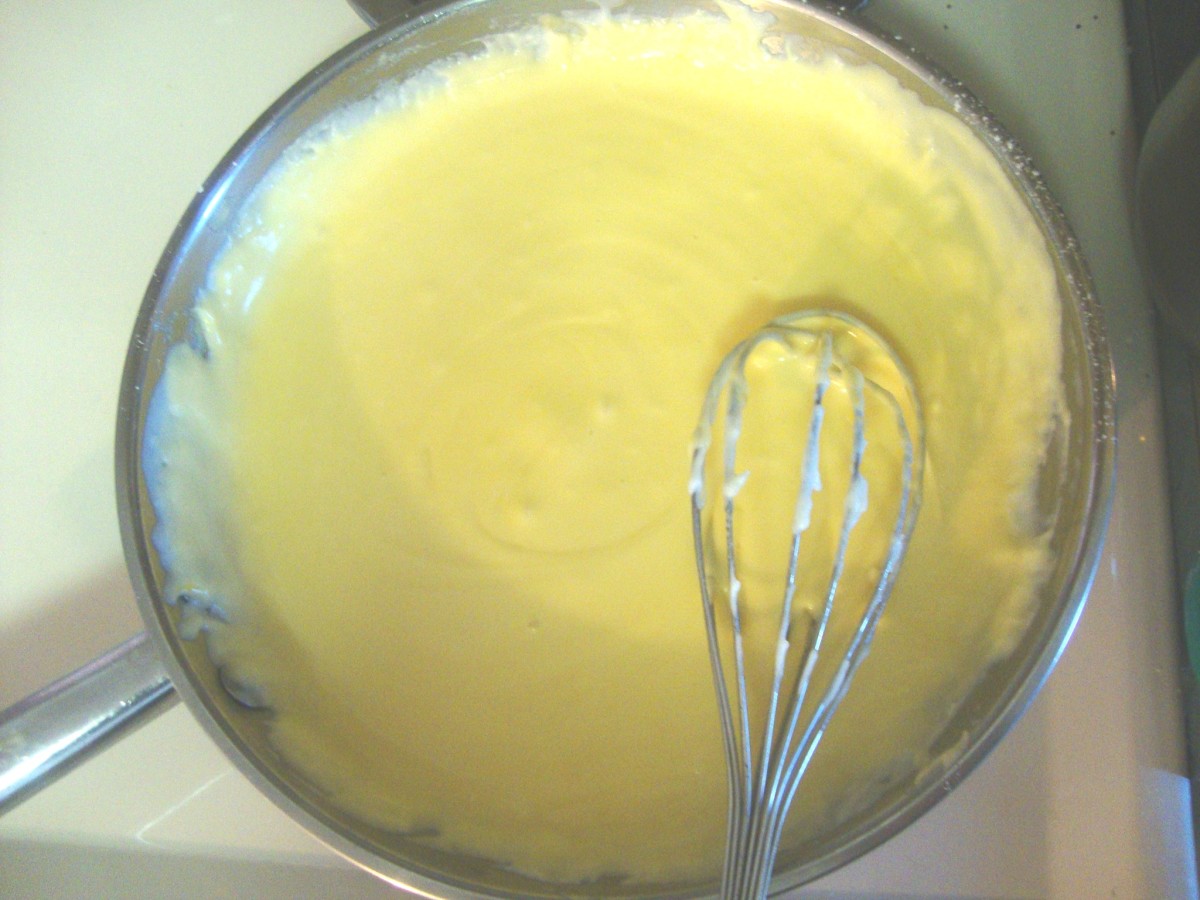 Image: Melting Cheese into White Sauce