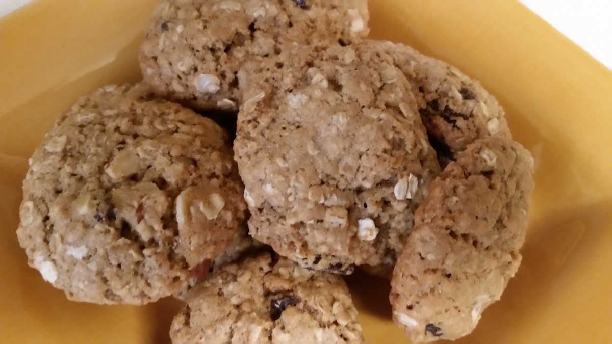 Voila—chewy, delicious, light oatmeal cookies! Enjoy!