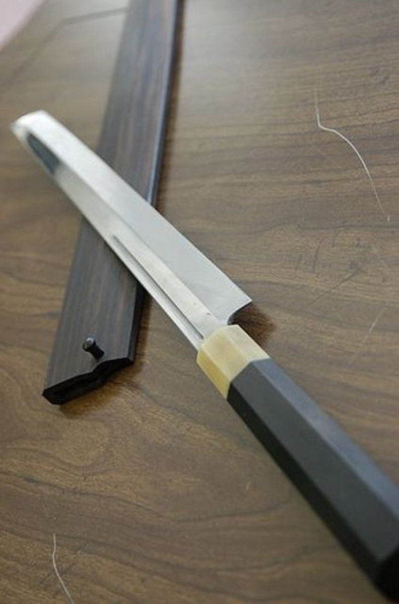A Honyaki Knife (This One With an Ebony Handle) Is Difficult to Sharpen 