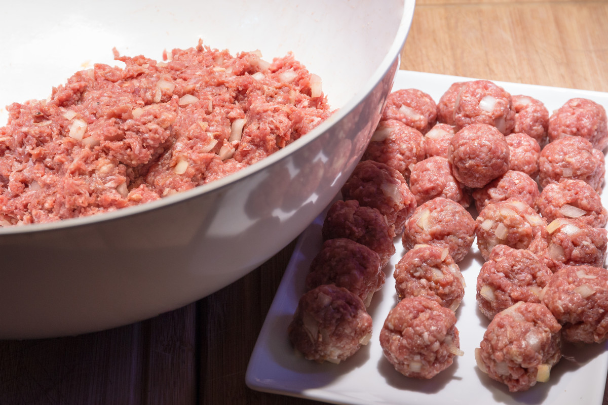 Form the meat into balls one inch in diameter.