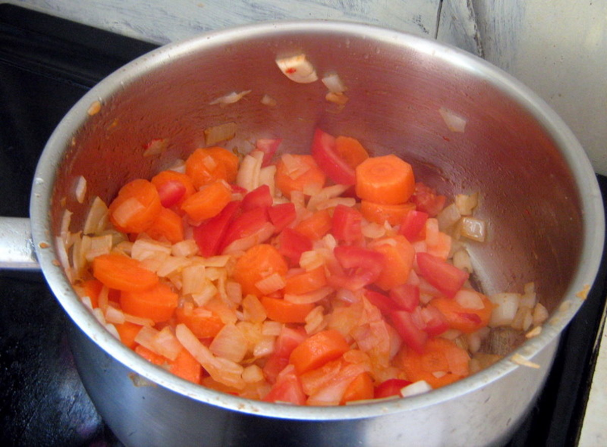 Mix in the vegetables in the cooker for 3 minutes. 