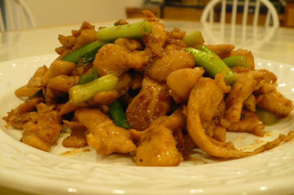 I made this simply with garlic, ginger, chicken and traditional Asian seasonings.