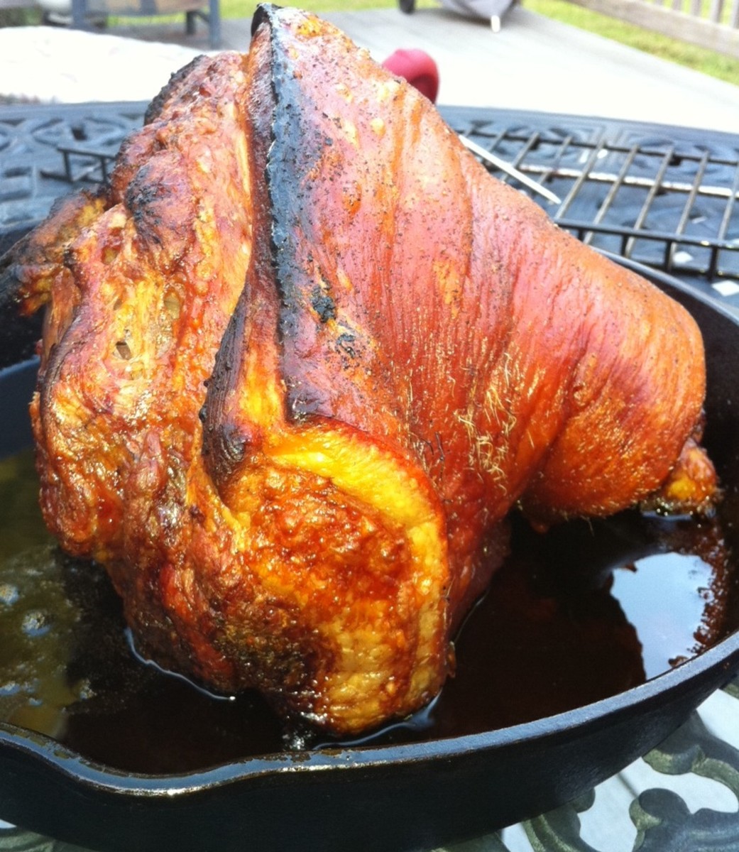This pork shoulder was barbecued with indirect grilling.