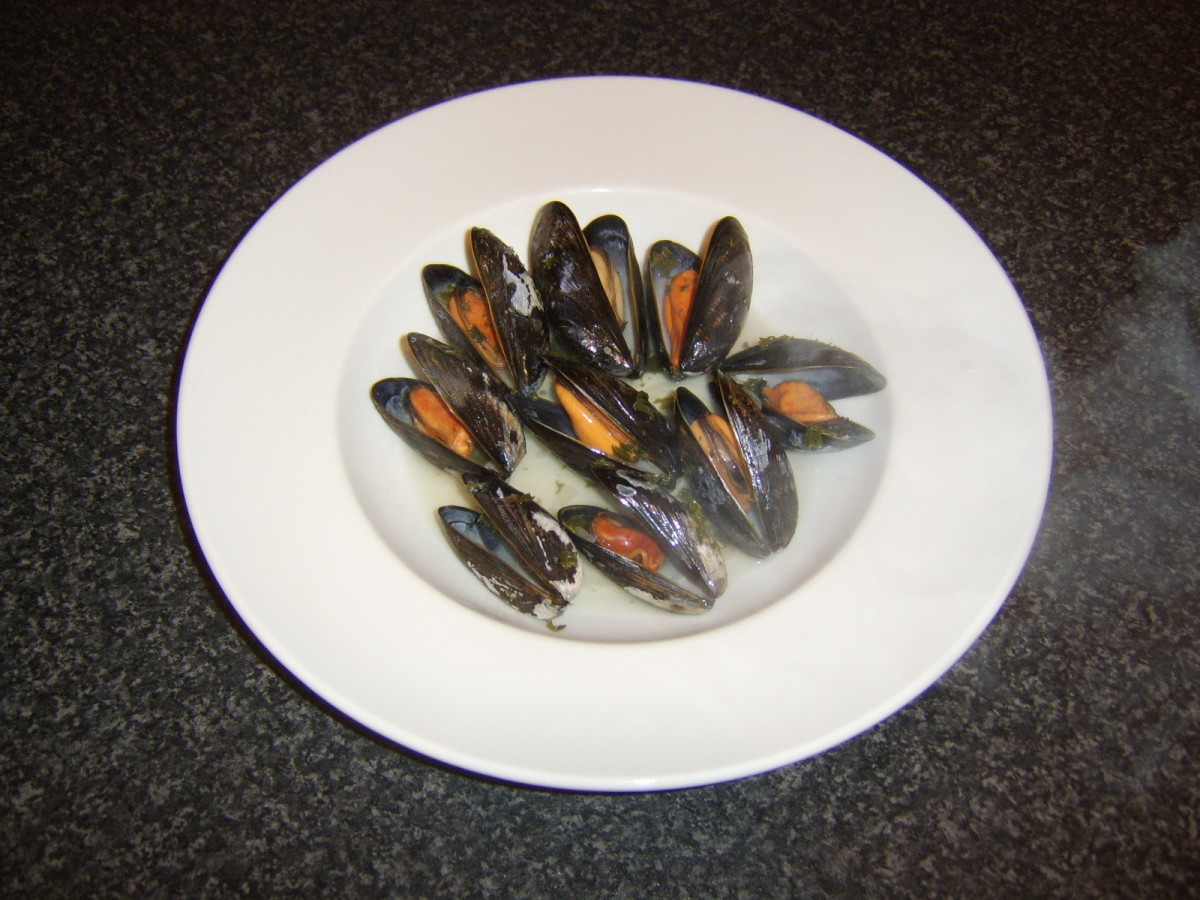 Mussels steamed in white wine with shallots and parsley