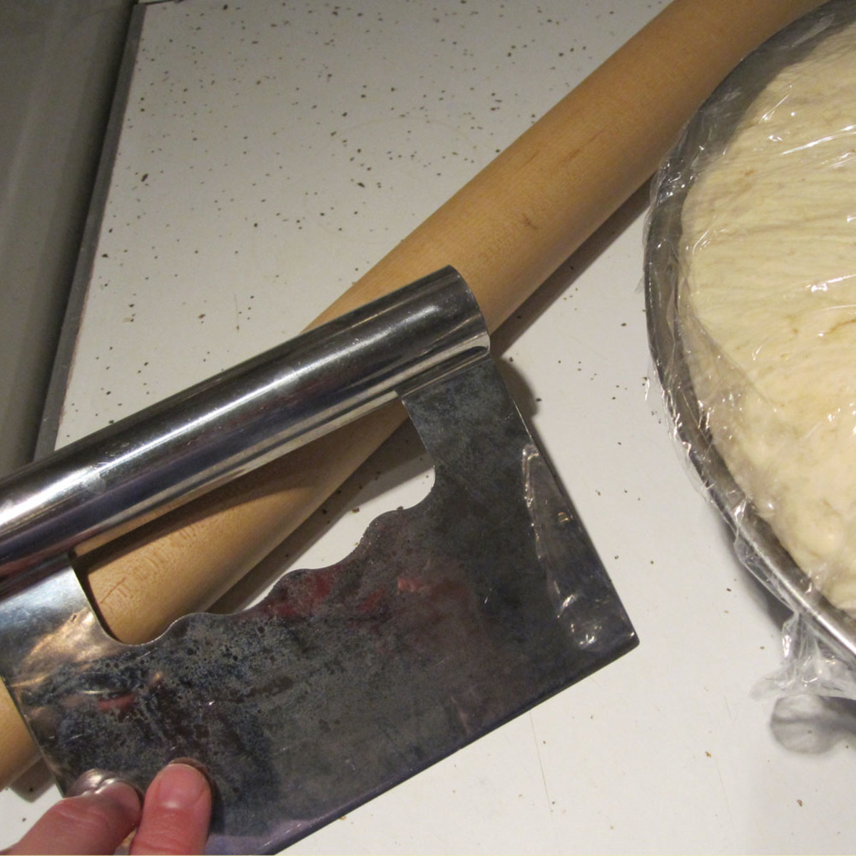 https://images.saymedia-content.com/.image/t_share/MTc0NjE4NjE2MjM3OTkxOTI2/how-to-bake-bread-with-your-kitchenaid-mixer.jpg