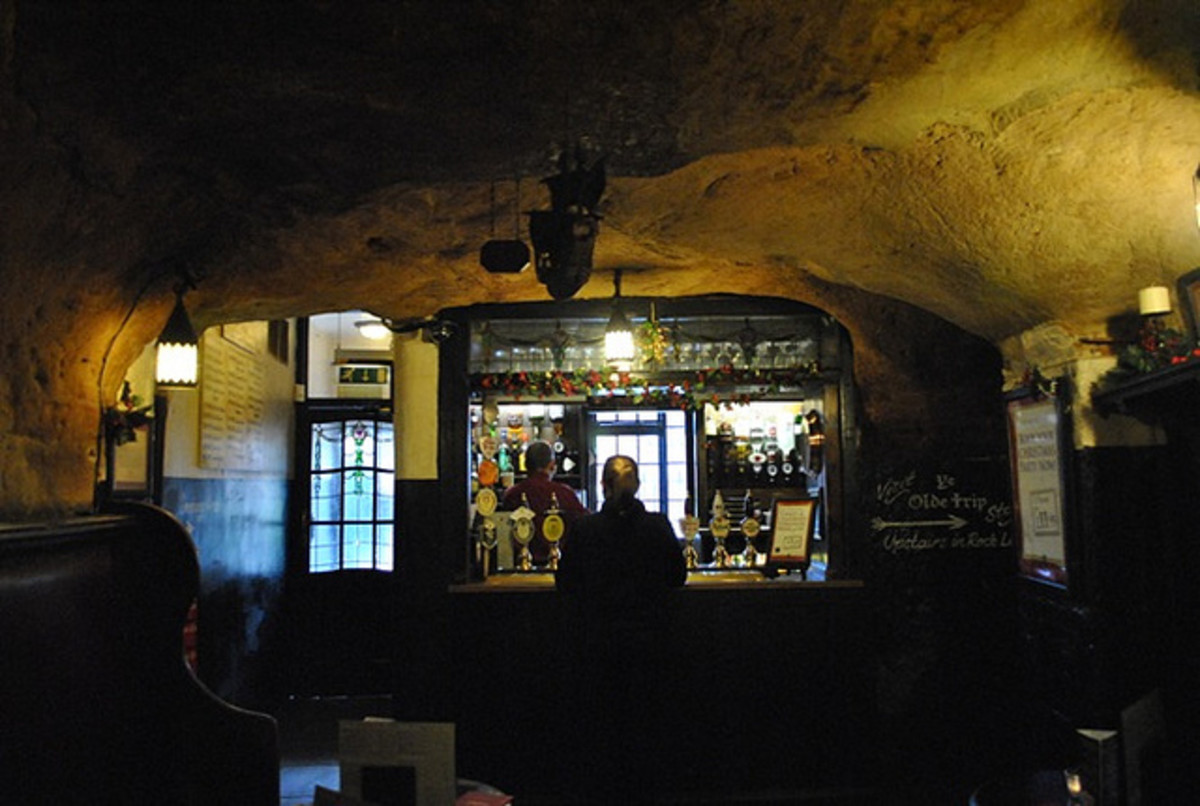 The Trip To Jerusalem cave nook bar