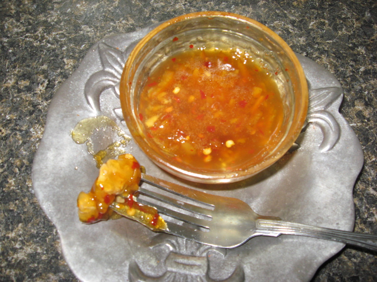 This recipe for low-carb sweet and sour sauce is awesome!