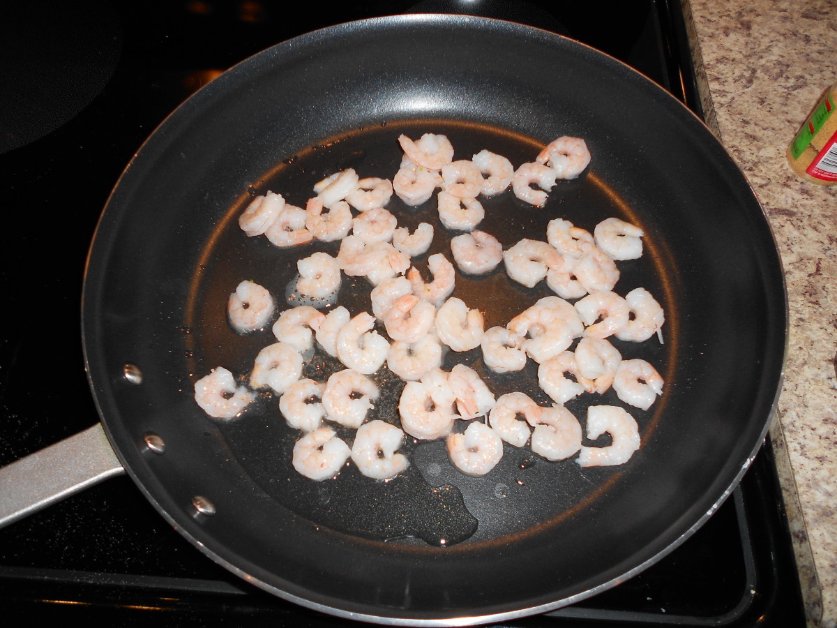 Cook the shrimp.