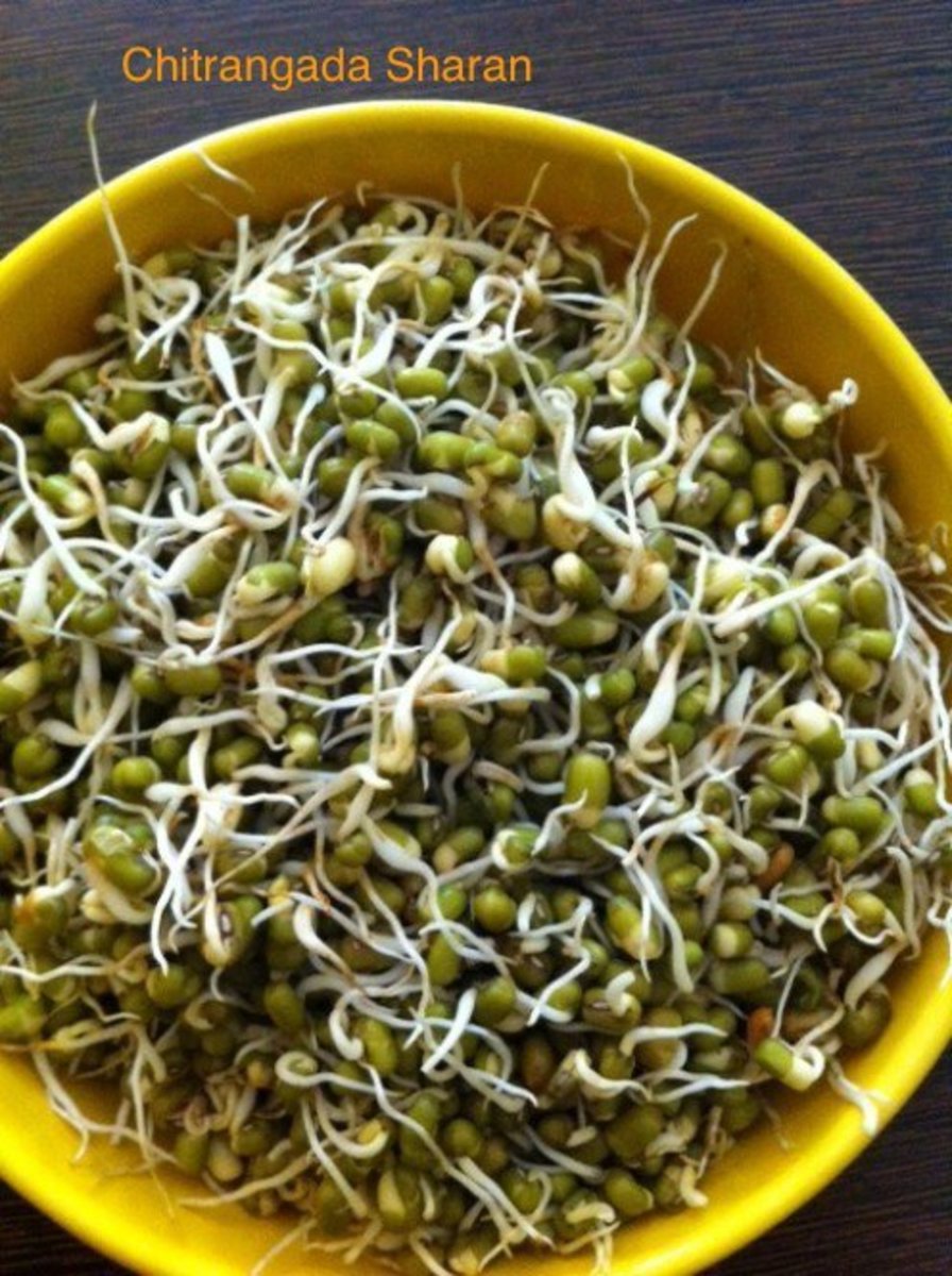 Nutritious green gram sprouts (hari moong sprouts)