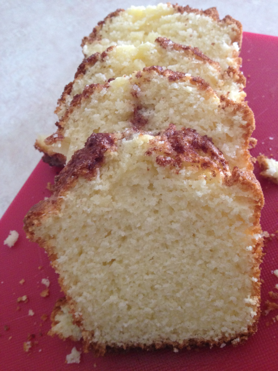 This cornbread almost looks like a yummy homemade coffee cake!