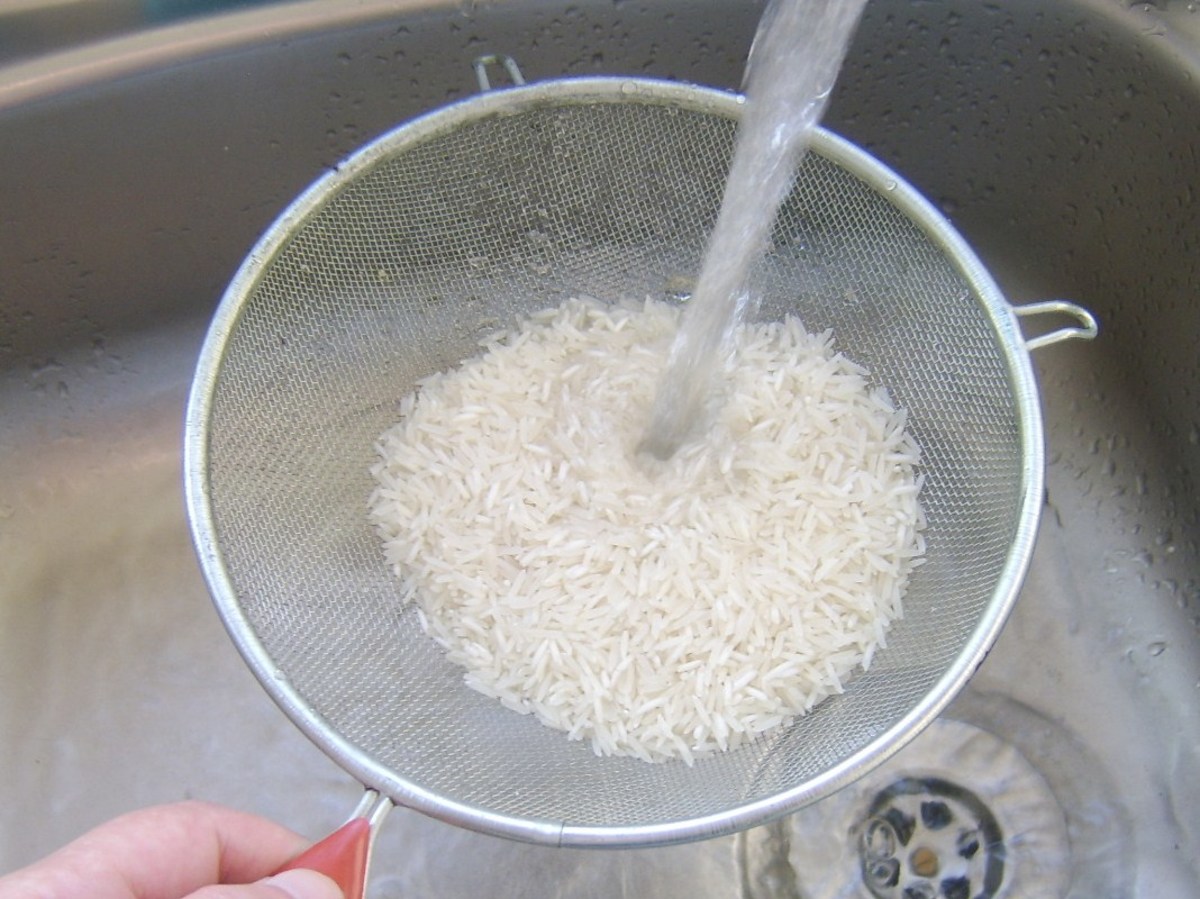 Washing basmati rice for cooking
