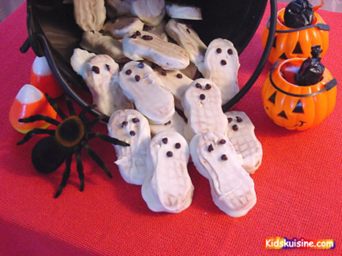 15 Fun and Easy Halloween Treats to Make With Your Kids - Delishably