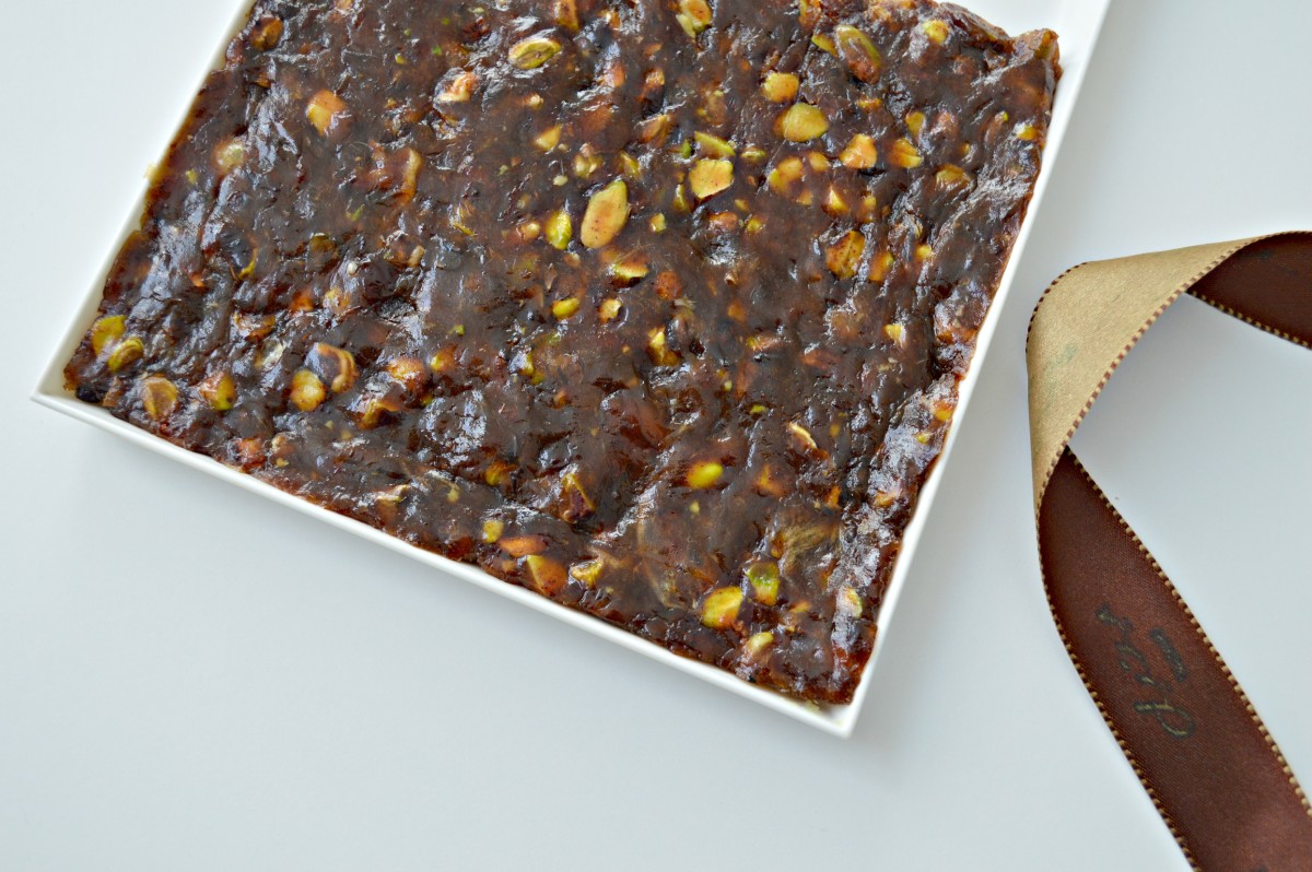 And finally, allow your date fudge to cool and set.