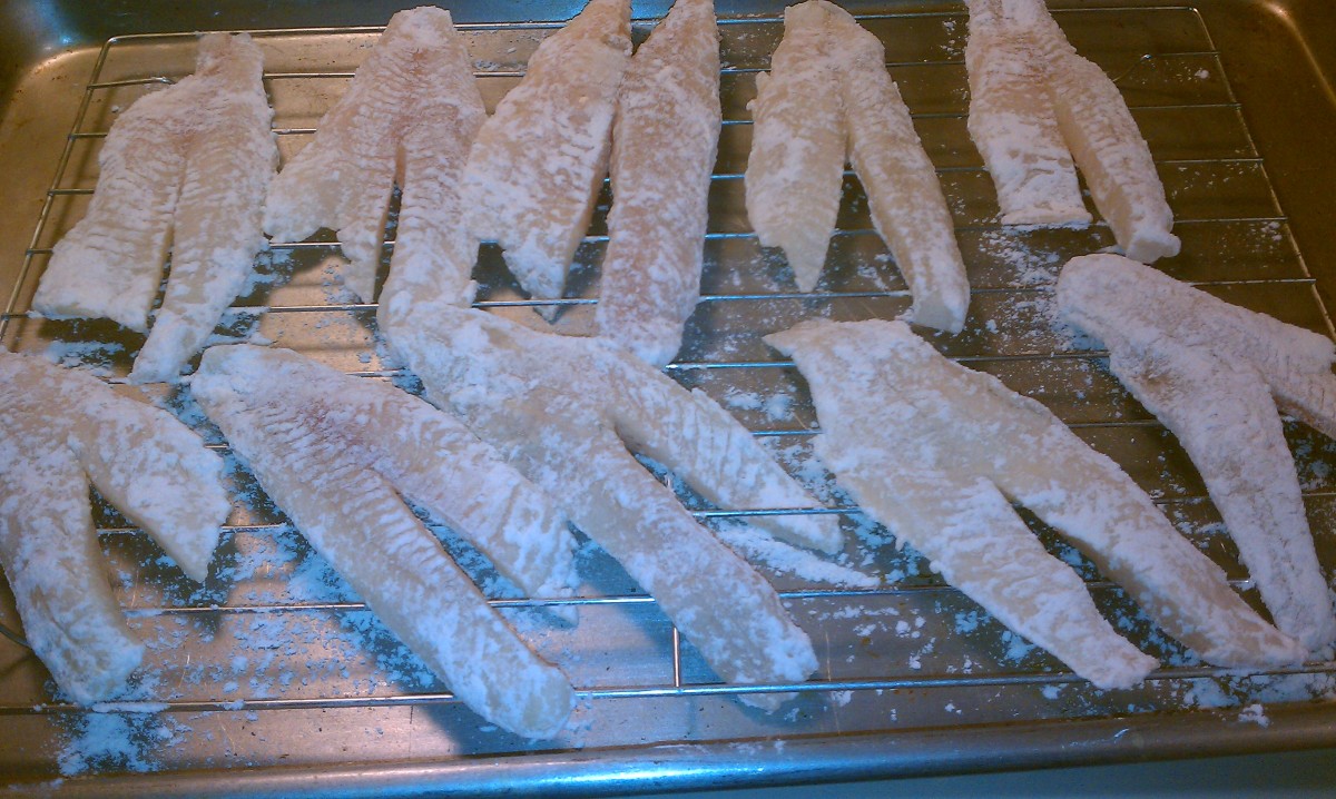 Place the floured fillets on wire racks for 10 to 30 minutes, allowing them to dry well.