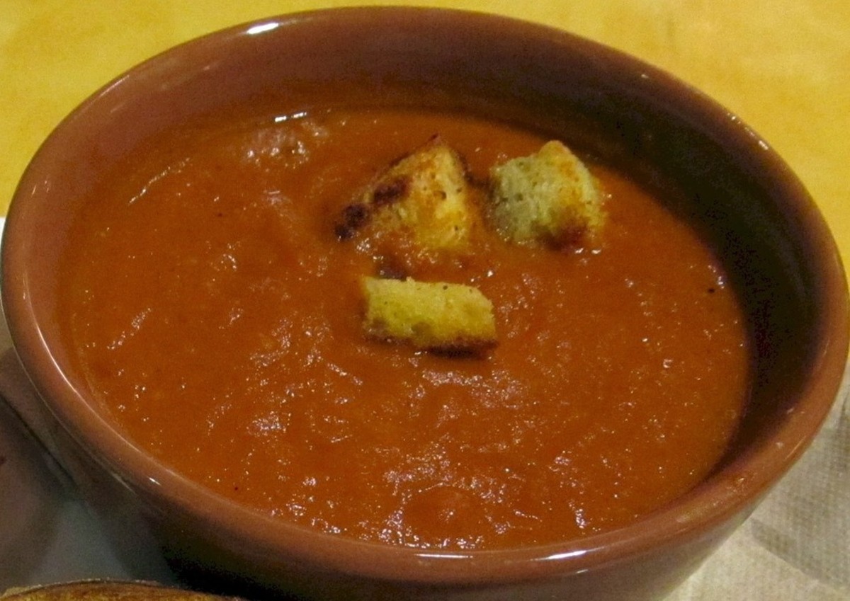 red lentil soup with cloves 