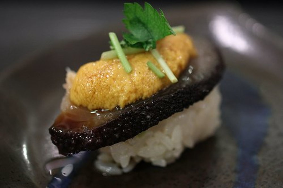 Top 10 Strangest Foods Found in Japan Delishably(04)