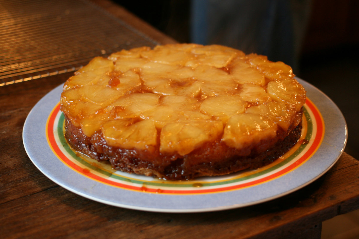 Pineapple upside-down cake recipe