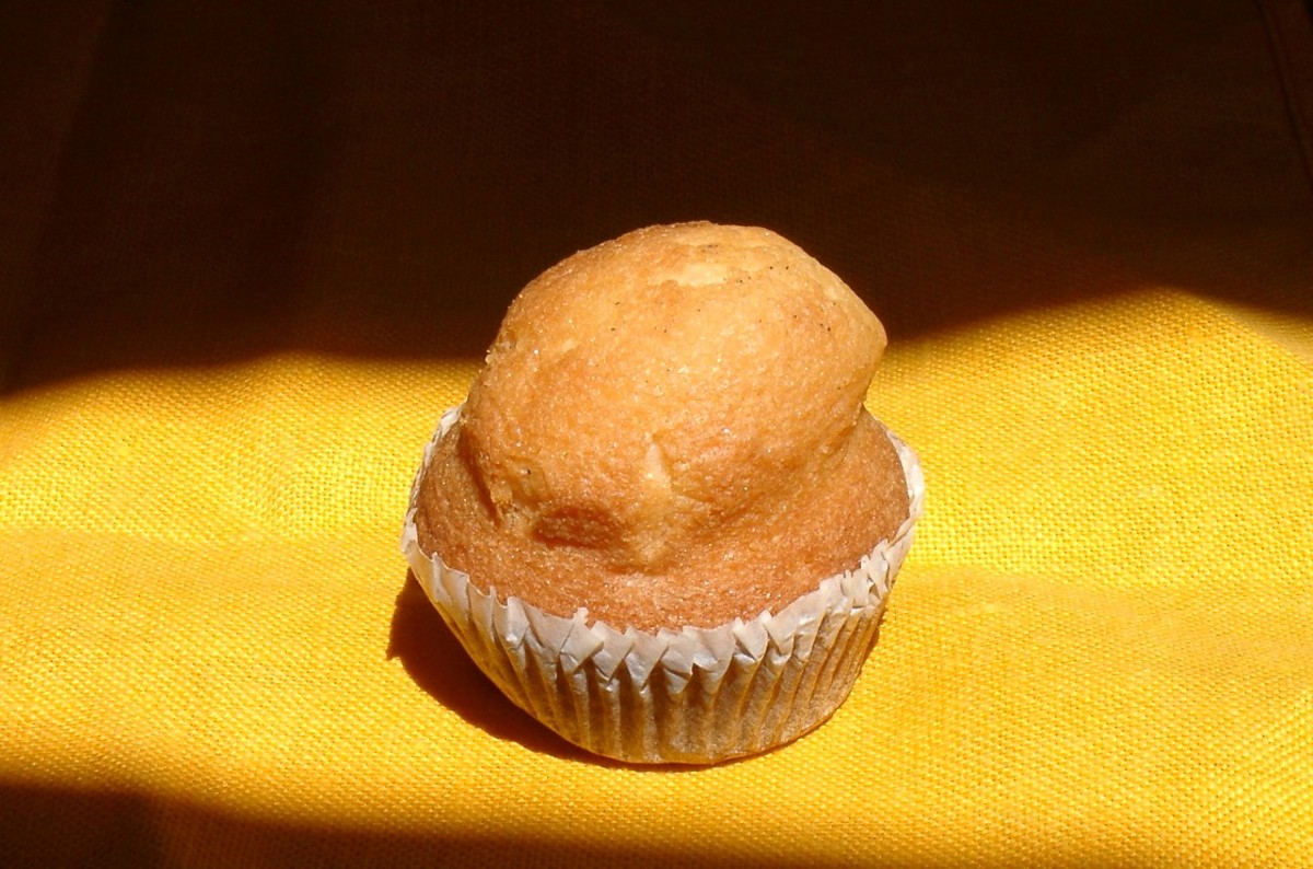 Spanish Magdalena Cake
