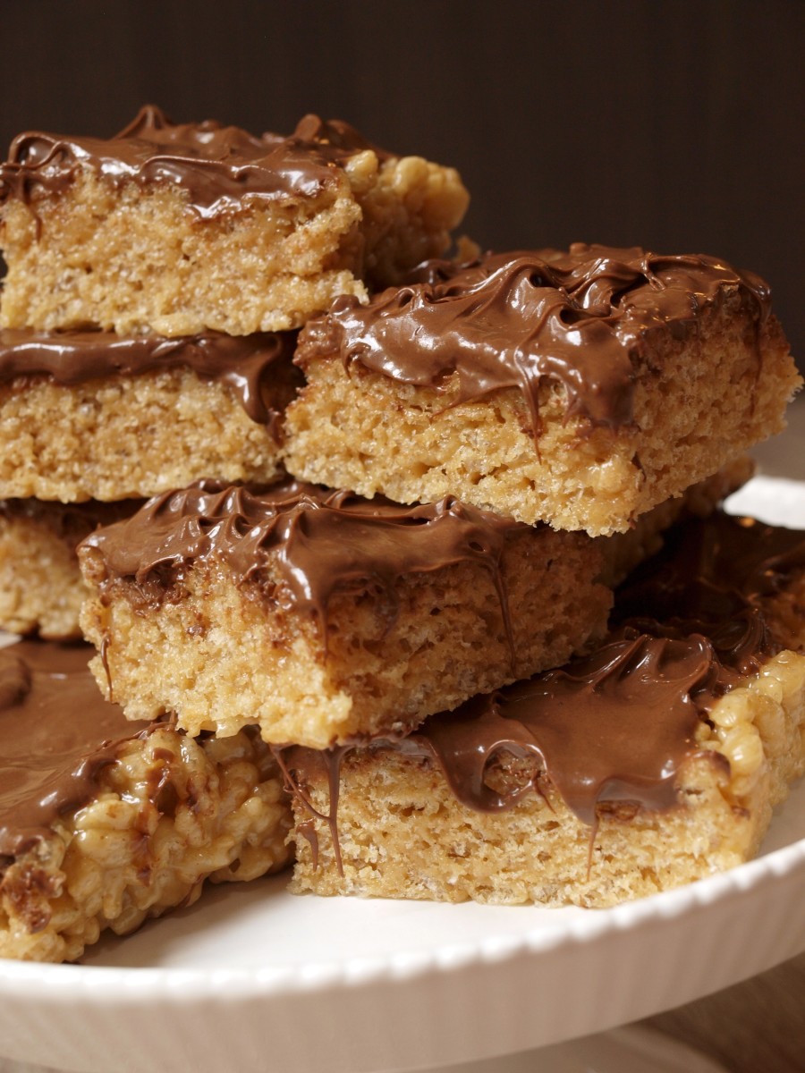 If you love chocolate, peanut butter and butterscotch, you'll love Scotcharoos.