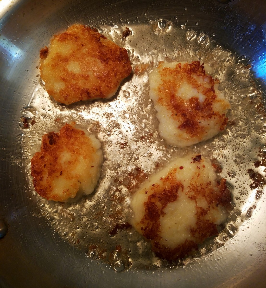 Tasty Homemade Potato Cakes Recipe - Delishably