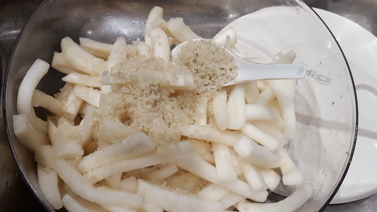 how-to-make-and-use-choi-poh-chinese-sweet-salty-preserved-radish