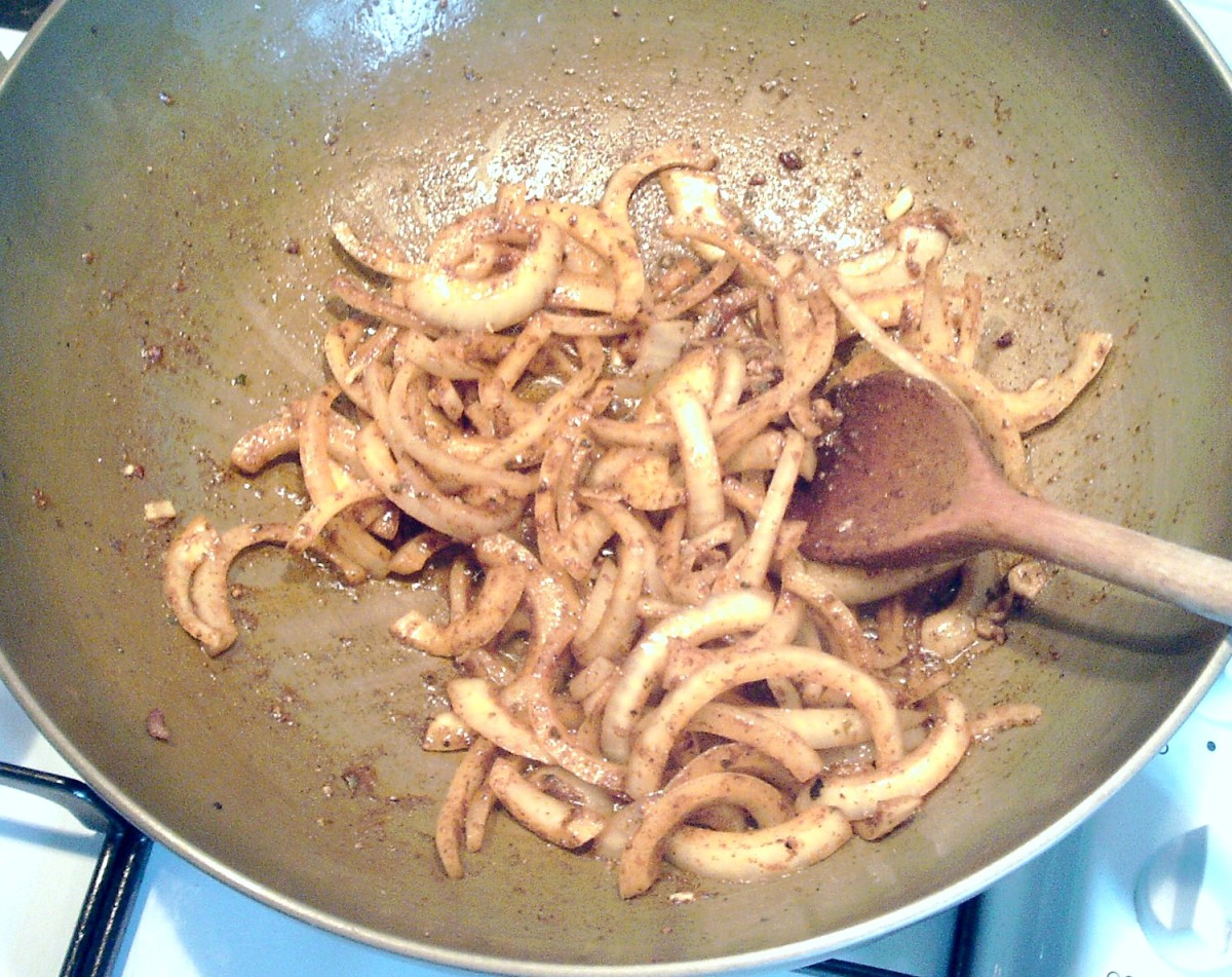 Frying onion, garlic and spices