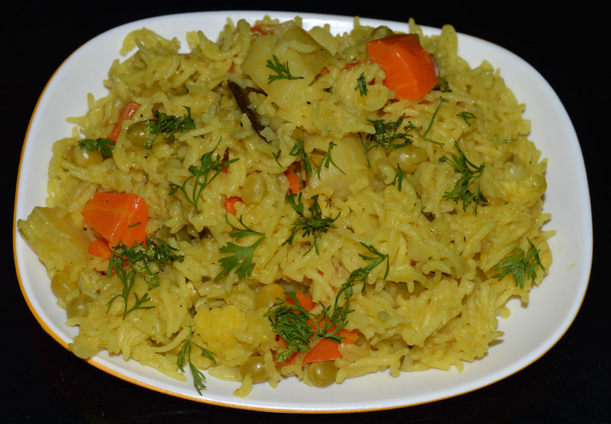 how-to-make-vegetable-tahiri-vegetable-rice-cooked-with-curds