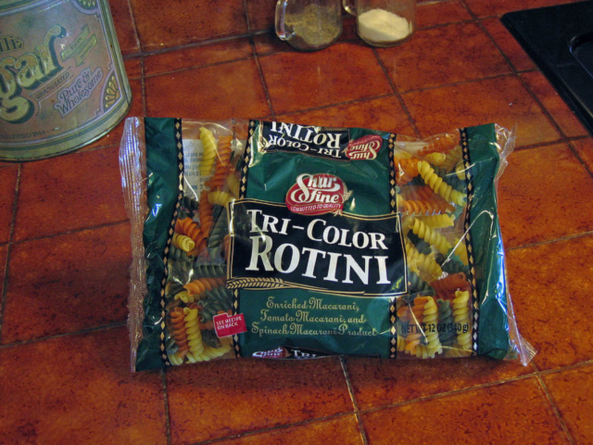 I like the tri-color rotini pasta. 