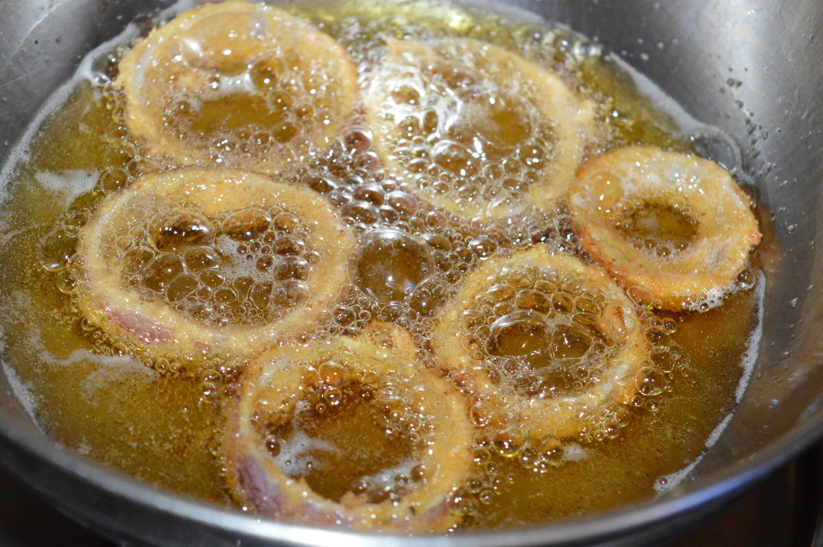 Step seven: Deep-fry 6 to 8 such rings in medium-hot oil.