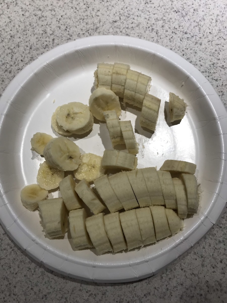 Approximate thickness of sliced bananas.