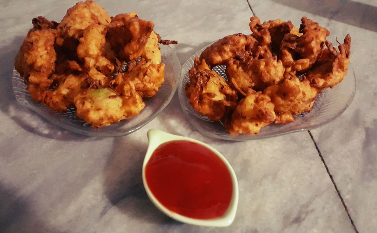 Crispy fried Chinese pakora