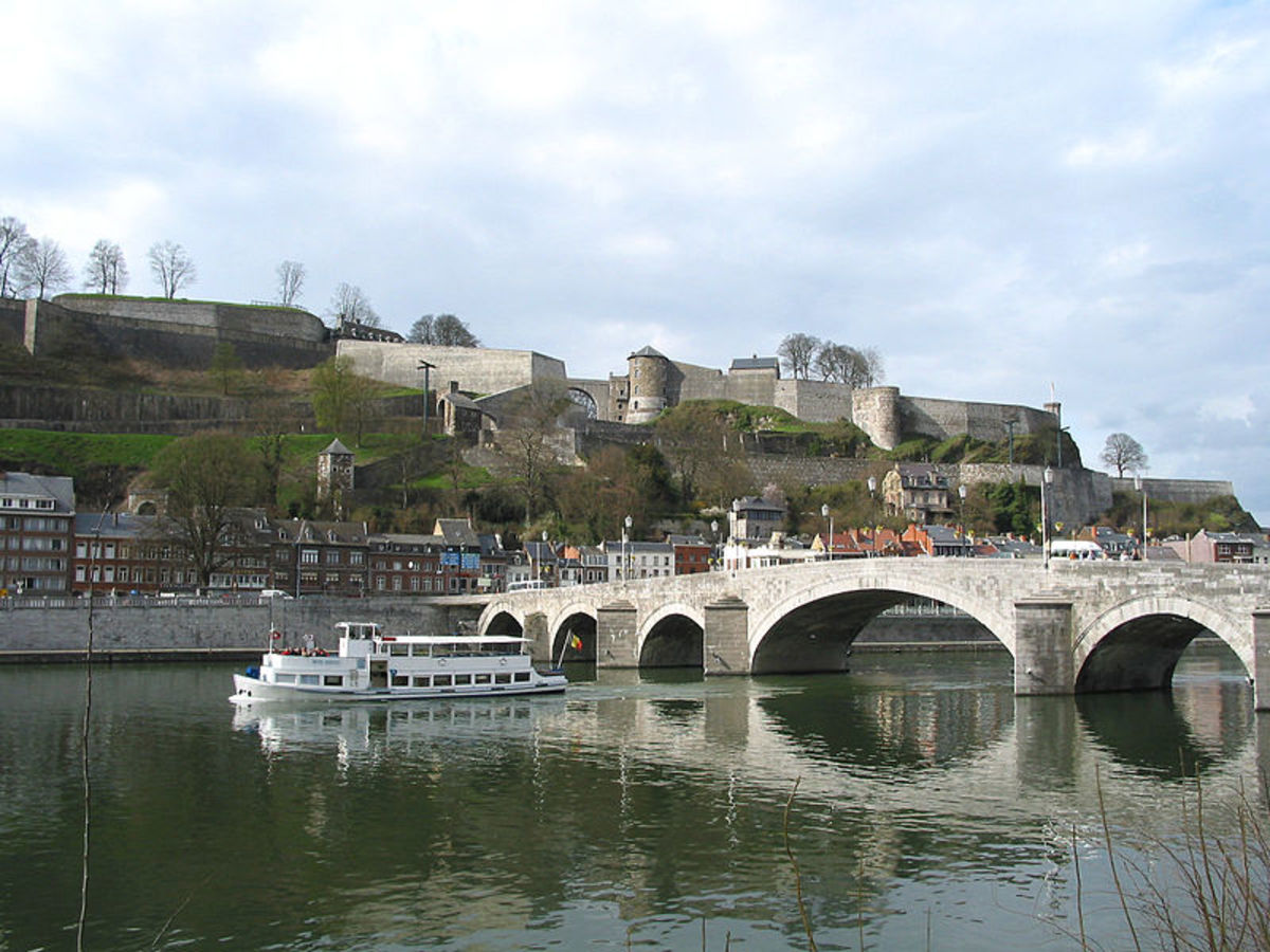 Namur.