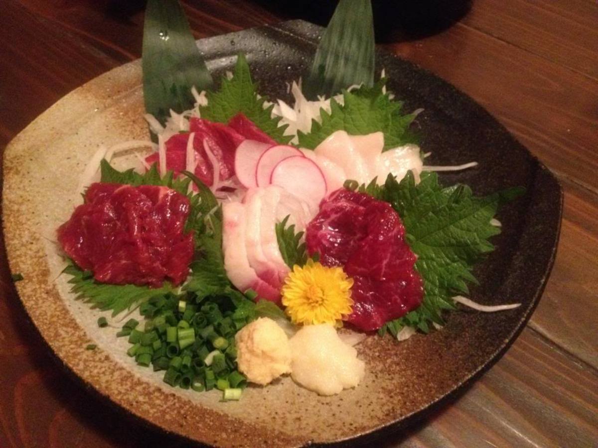 Horse sashimi 