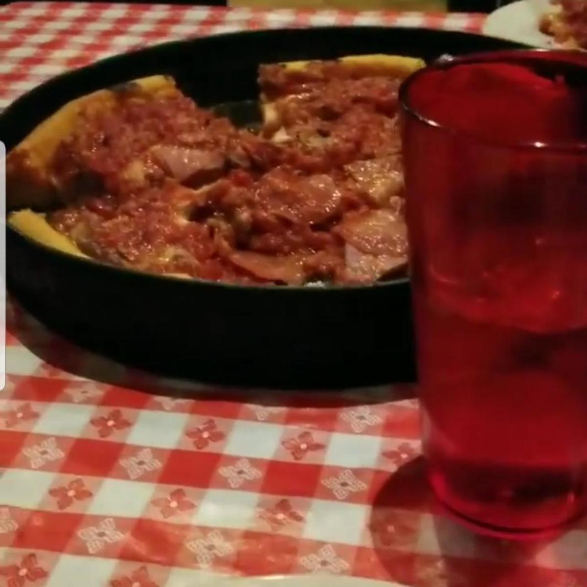 Best Chicago Deep Dish Pizza: Gino's East Vs. Lou Malnati's - Delishably