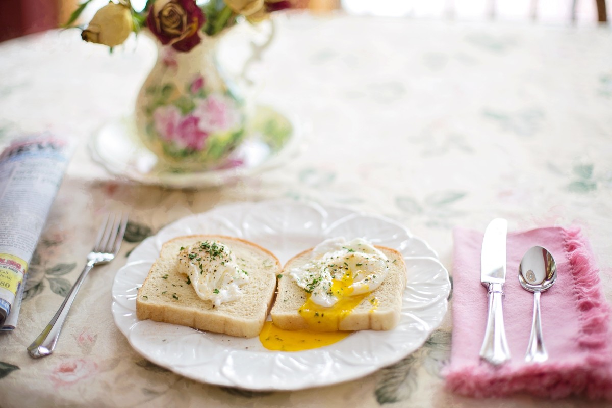 Check out my recipe for poached eggs on toast!