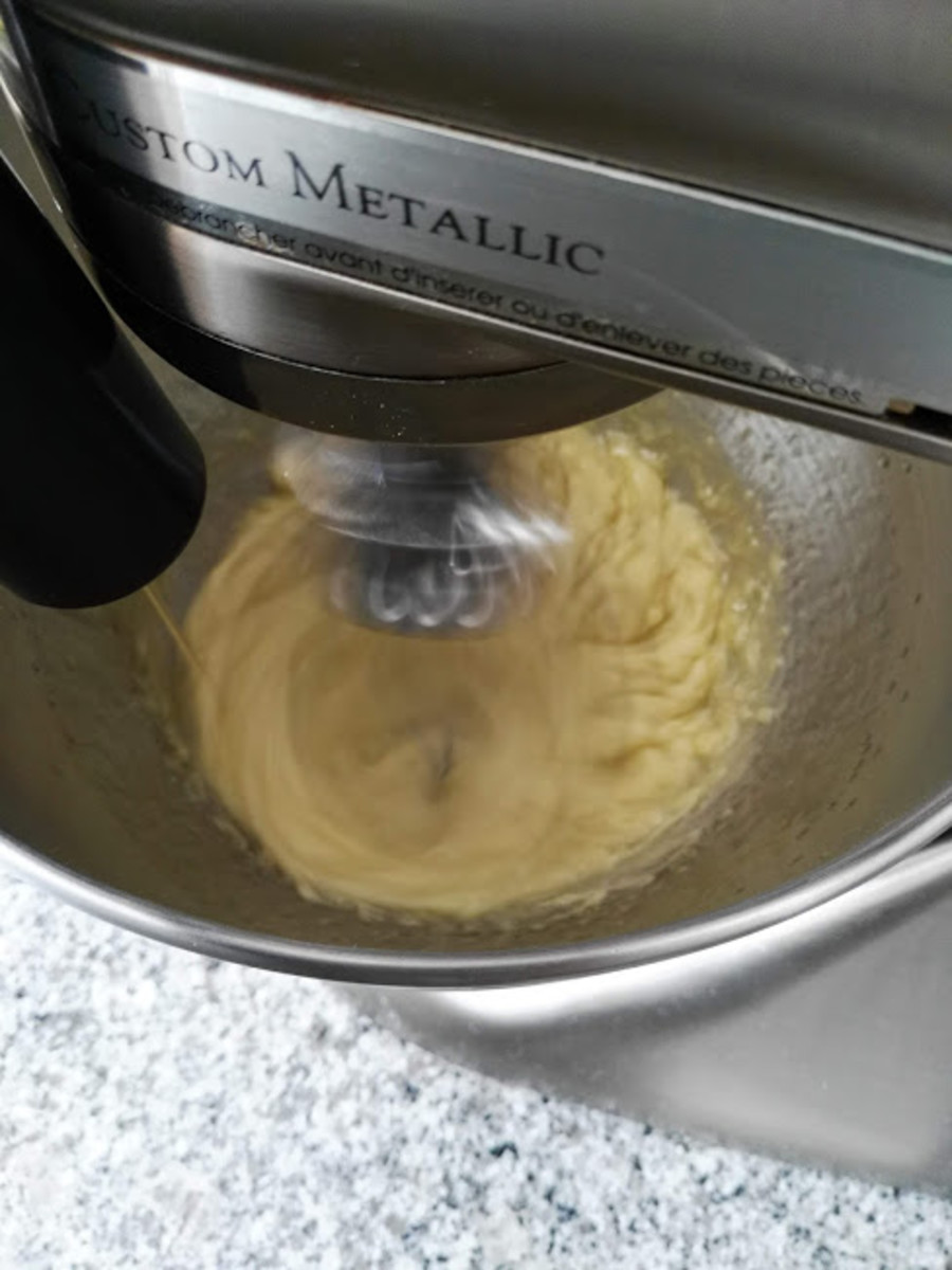 Drizzle the oil slowly until emulsified.